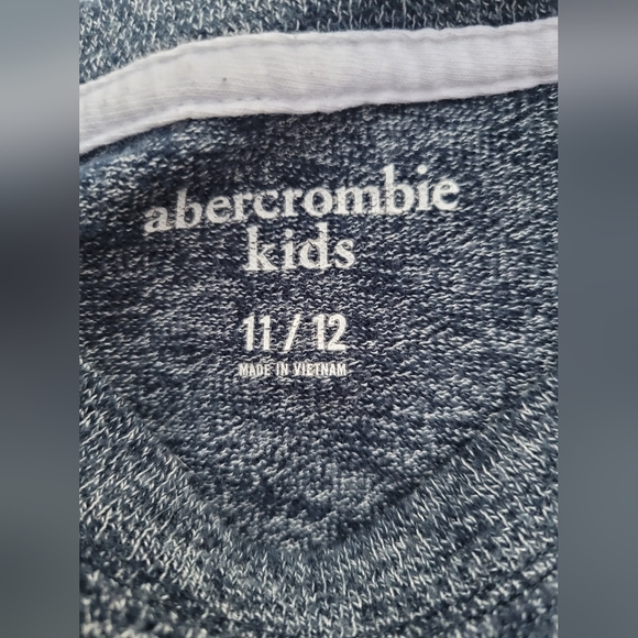 Abercrombie boys 11/12 long sleeve knit tee - Picture 3 of 4